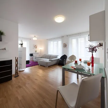 Diamond Apartman *